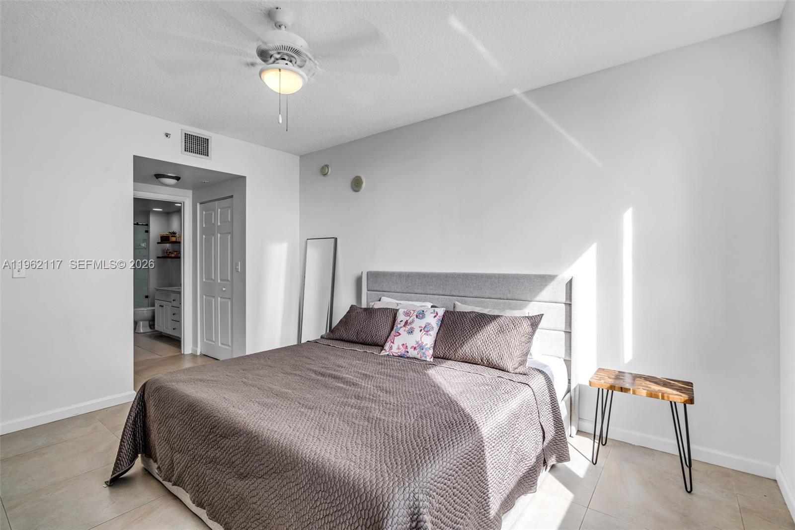 CITE CONDO - Residential