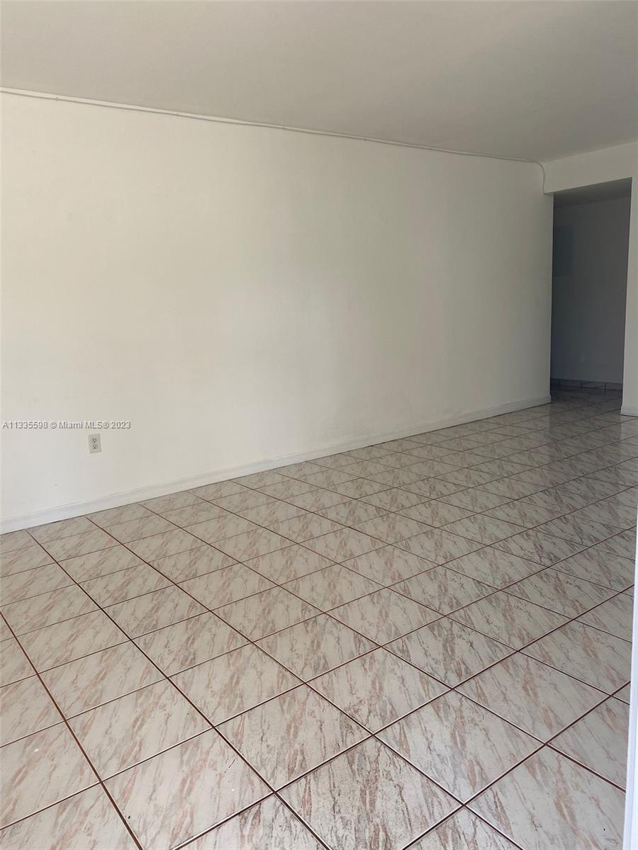 INDIAN LK VILLAGE PHASE 1 - Residential Lease