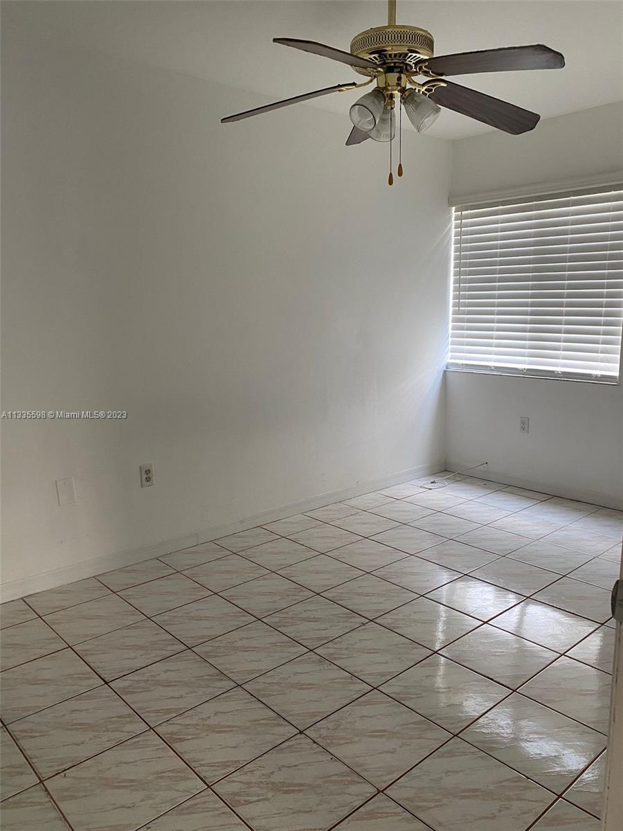INDIAN LK VILLAGE PHASE 1 - Residential Lease
