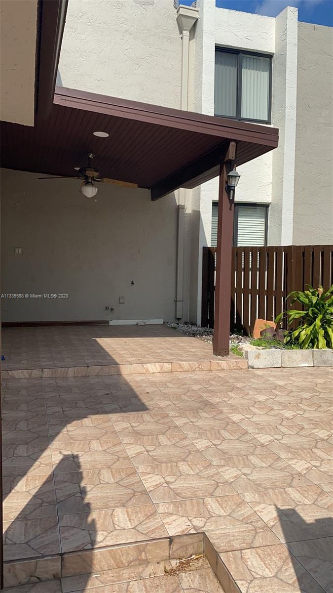 INDIAN LK VILLAGE PHASE 1 - Residential Lease