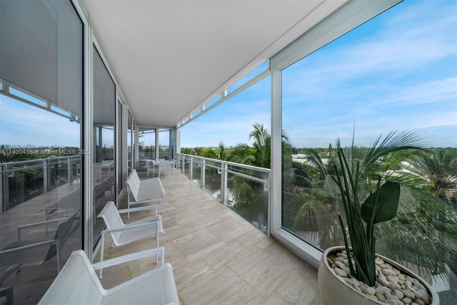 SURF CLUB CONDO - Residential