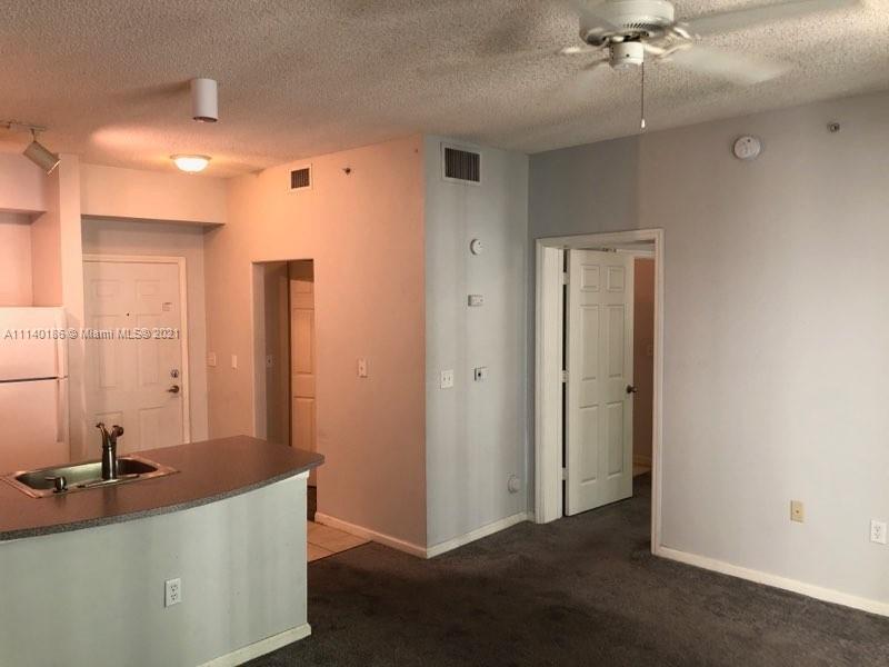 SOLE AT FORT LAUDERDALE C - Residential Lease