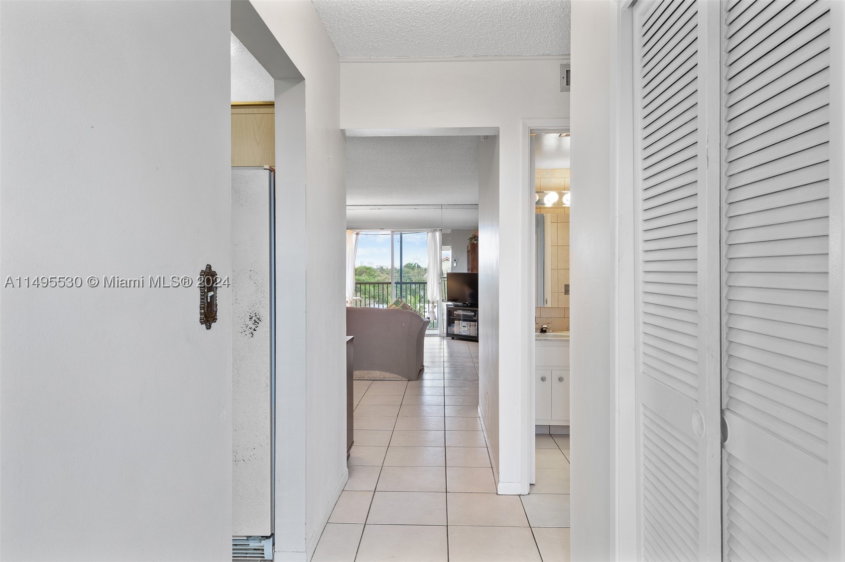 GARDEN-AIRE VILLAGE SOUTH - Residential