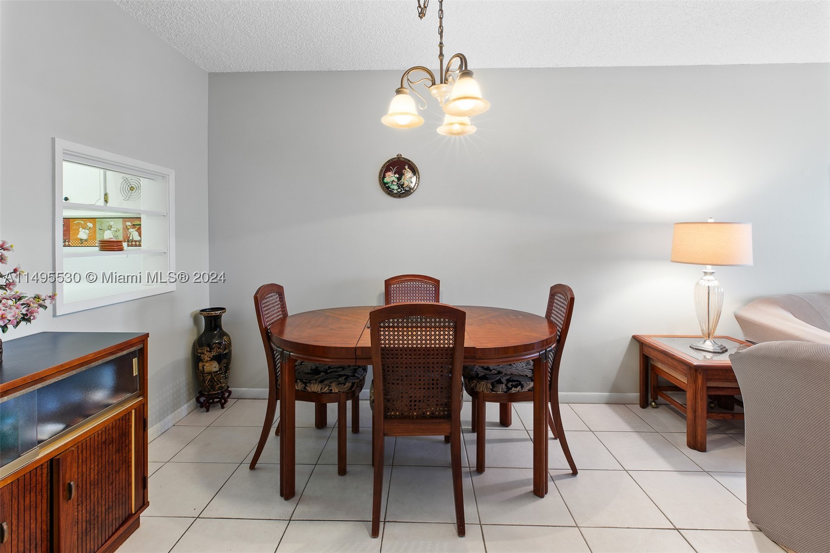 GARDEN-AIRE VILLAGE SOUTH - Residential