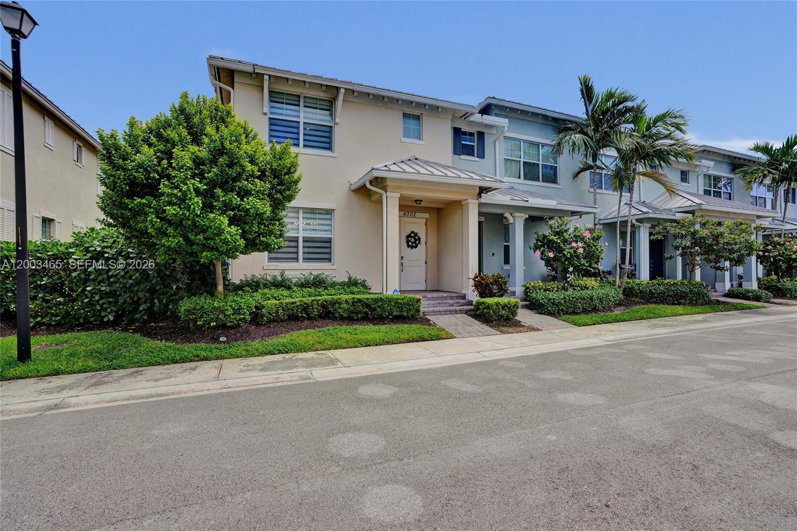 HILLCREST COUNTRY CLUB NO - Residential