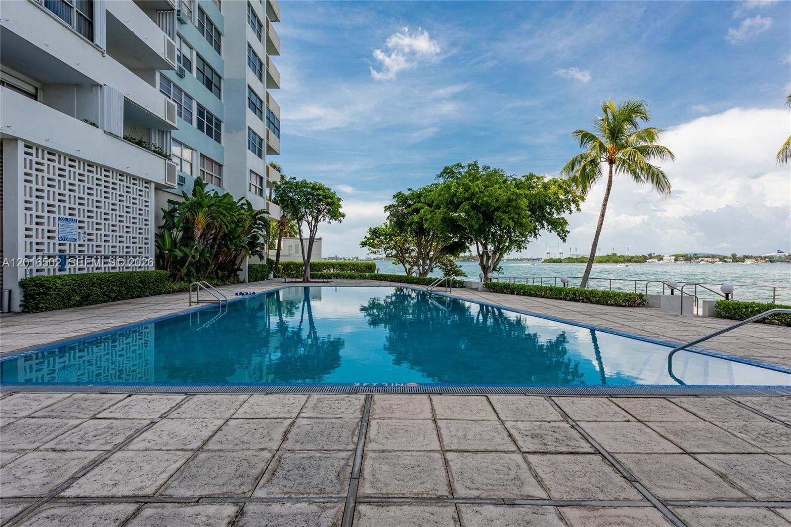 BELLE ISLE - Residential