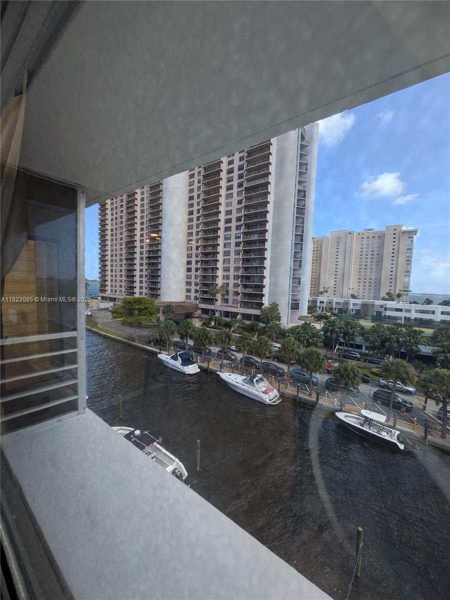 BAHIA VISTA CONDO - Residential Lease