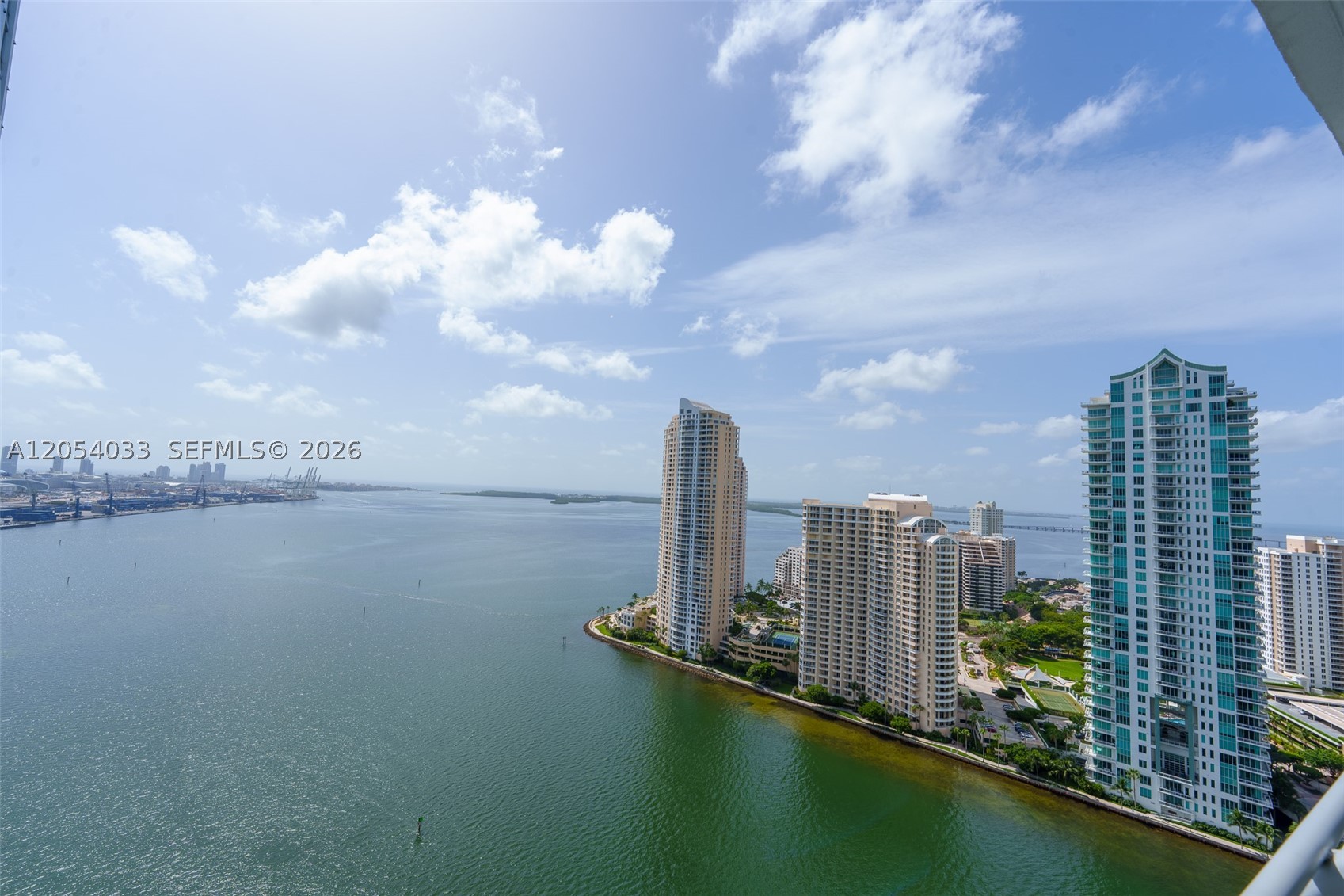 Beautiful 3 bedrooms 2 baths fully furnished condo professionally decorated by designer with custom furnishings. Unit has direct views of Biscayne Bay, Bayfront Park and Miami Skyline. Enjoy luxurious living with modern furnisher, wood floors and Italian kitchen cabinets and marble bath countertops. Bldg amenities includes: 2 swimming pools, jacuzzi, 2 Party Rooms, 2 Gyms, Convenience Store, 24 hrs security valet and concierge. Centrally located within minutes to SoBe, Grove, Gables, Airport.