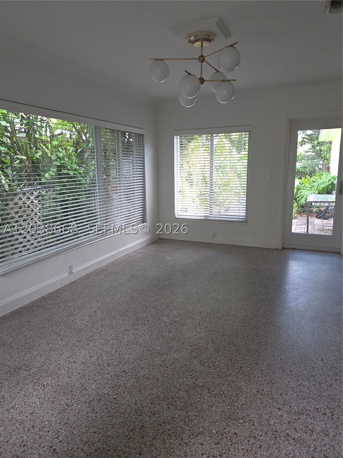 HOLLYWOOD TERRACE - Residential Lease
