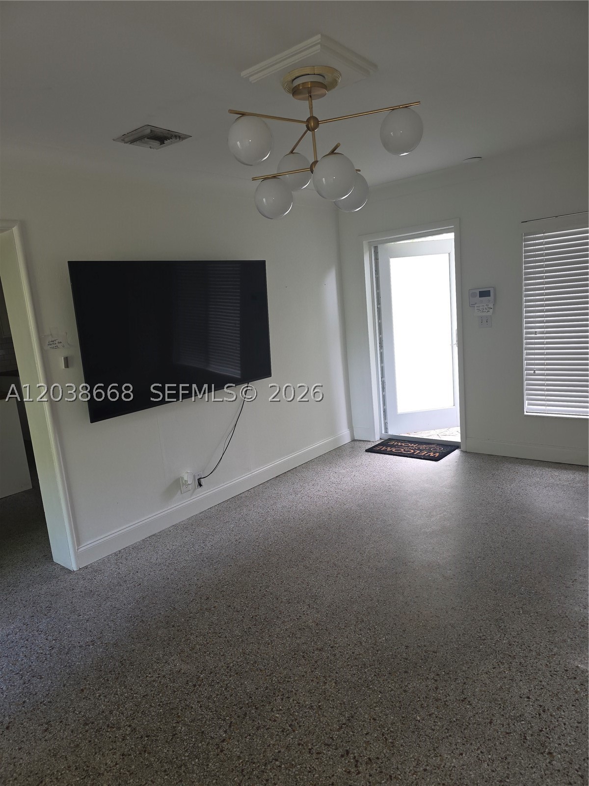 HOLLYWOOD TERRACE - Residential Lease