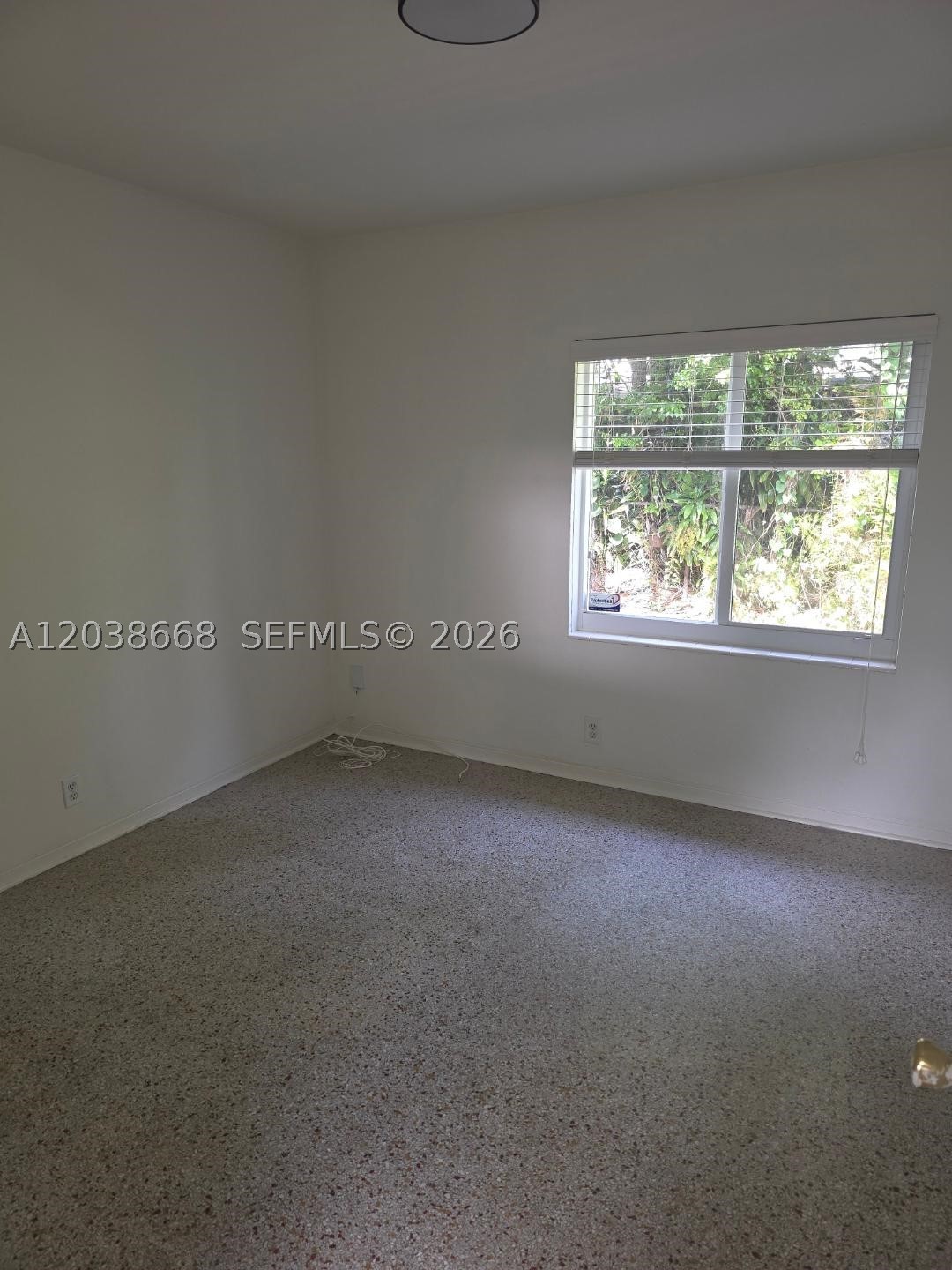 HOLLYWOOD TERRACE - Residential Lease