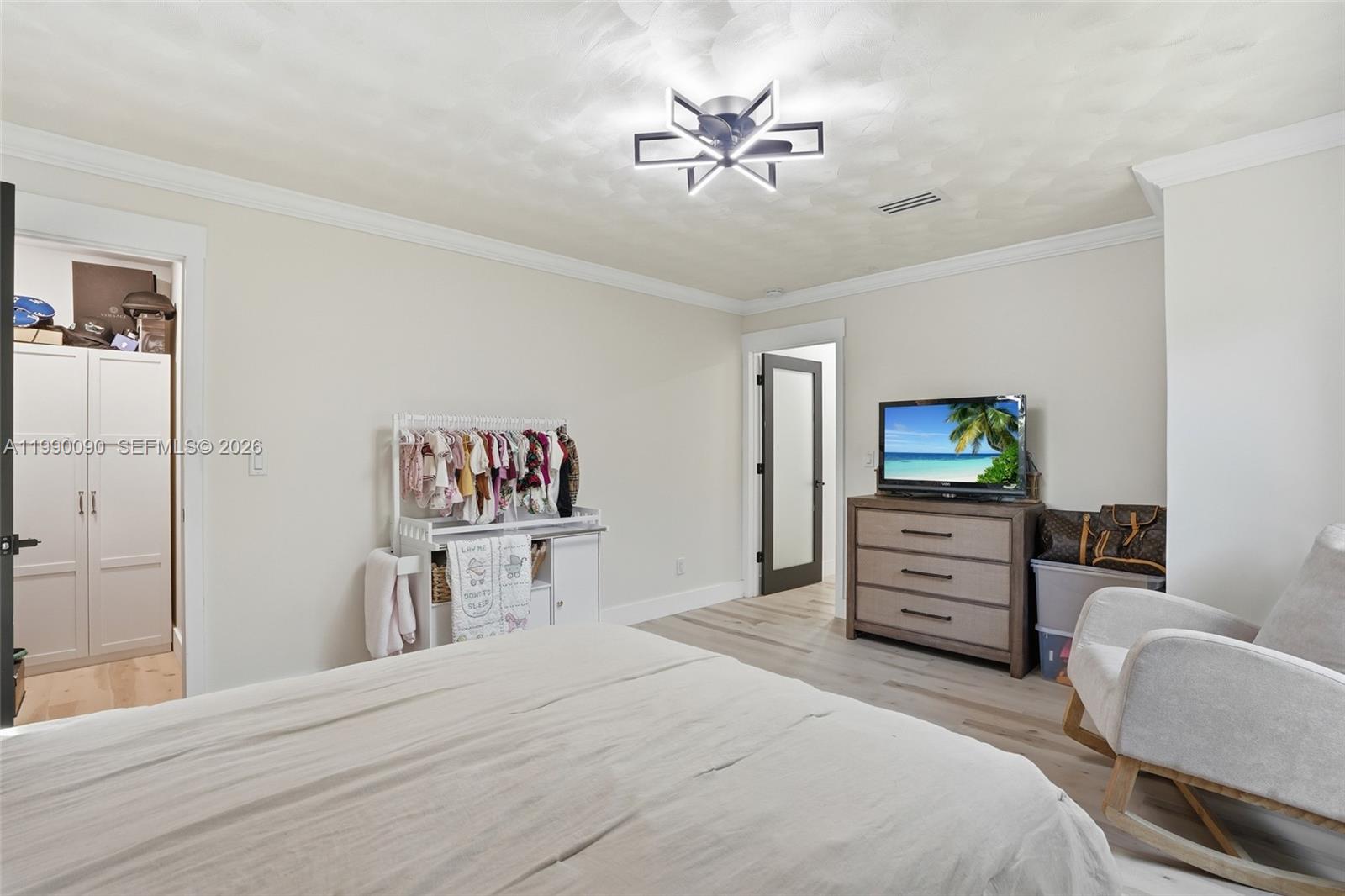 SEMINOLE ESTATES - Residential