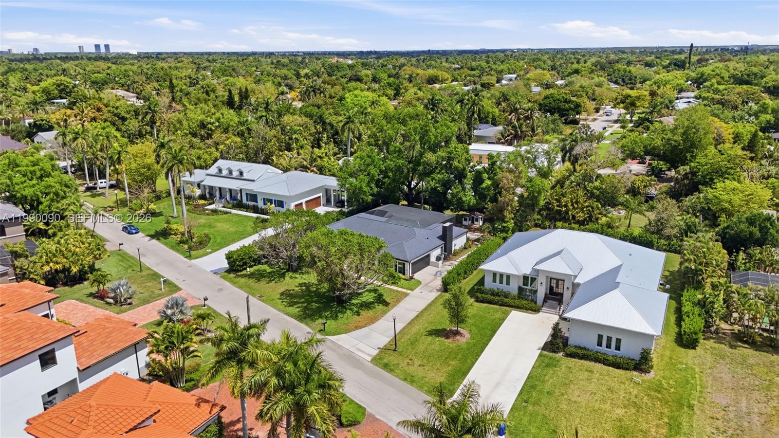 SEMINOLE ESTATES - Residential