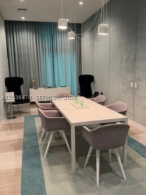 METROPICA NORTH TOWER ONE - Residential Lease