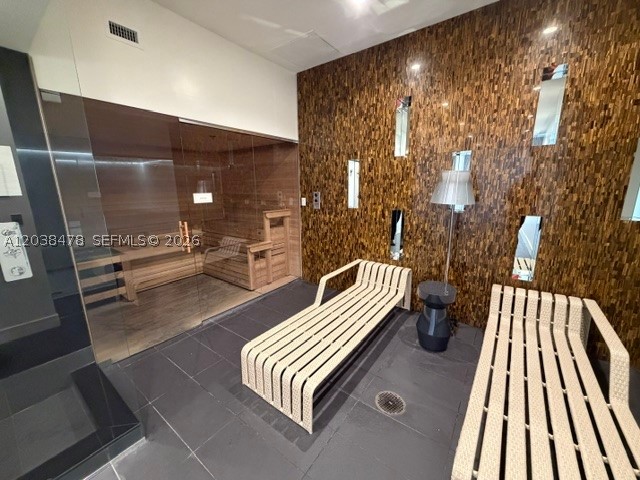 METROPICA NORTH TOWER ONE - Residential Lease