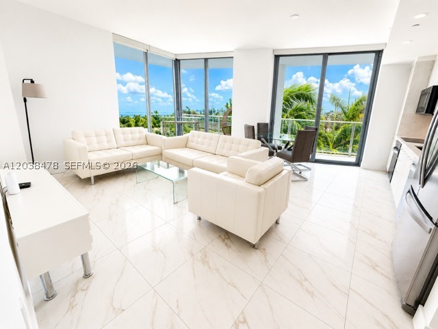 METROPICA NORTH TOWER ONE - Residential Lease