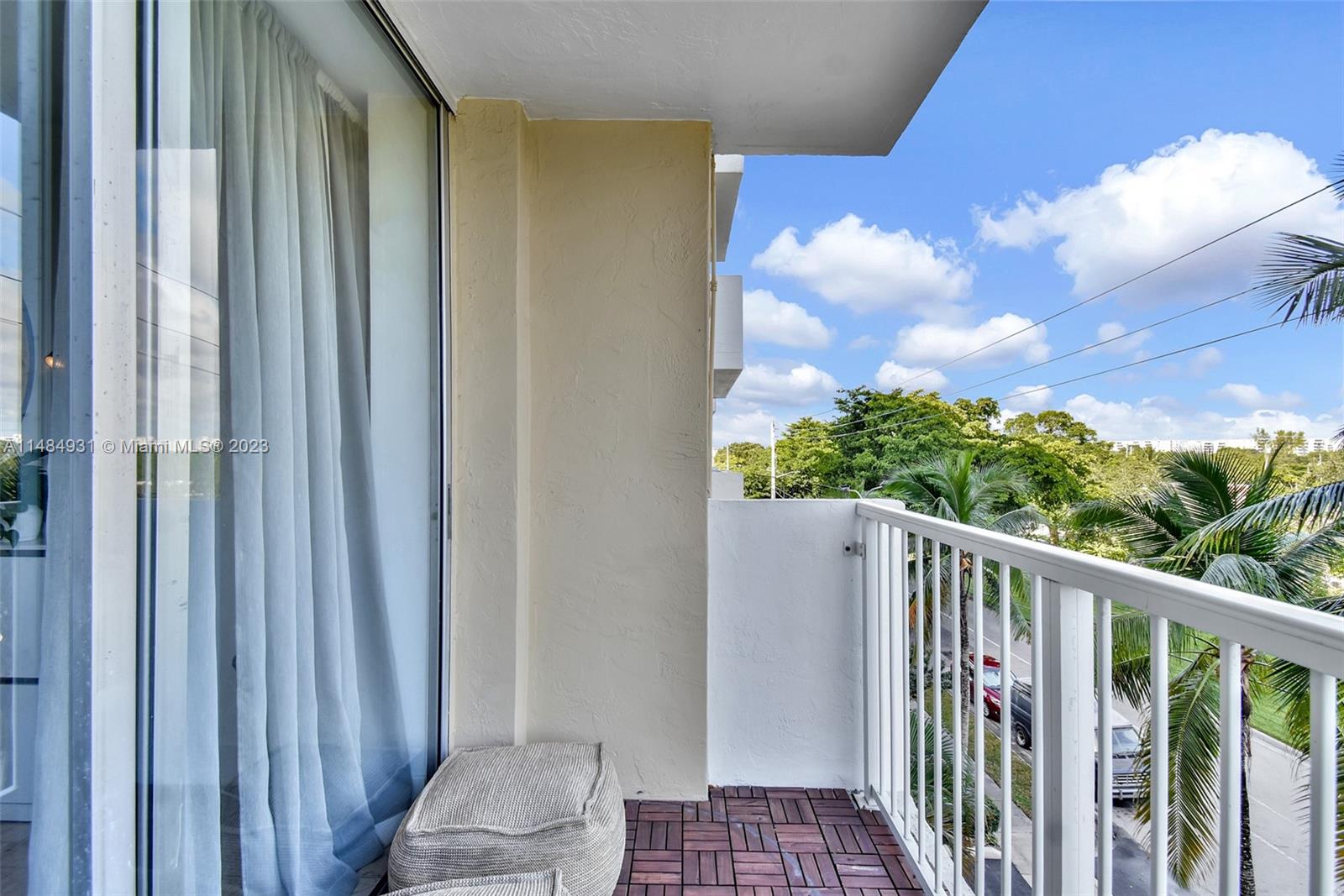 KEYSTONE TOWERS CONDO - Residential Lease