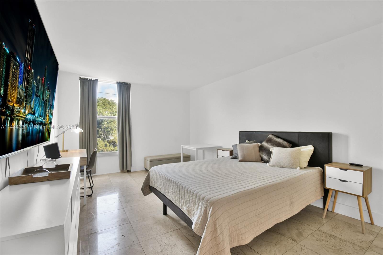 KEYSTONE TOWERS CONDO - Residential Lease