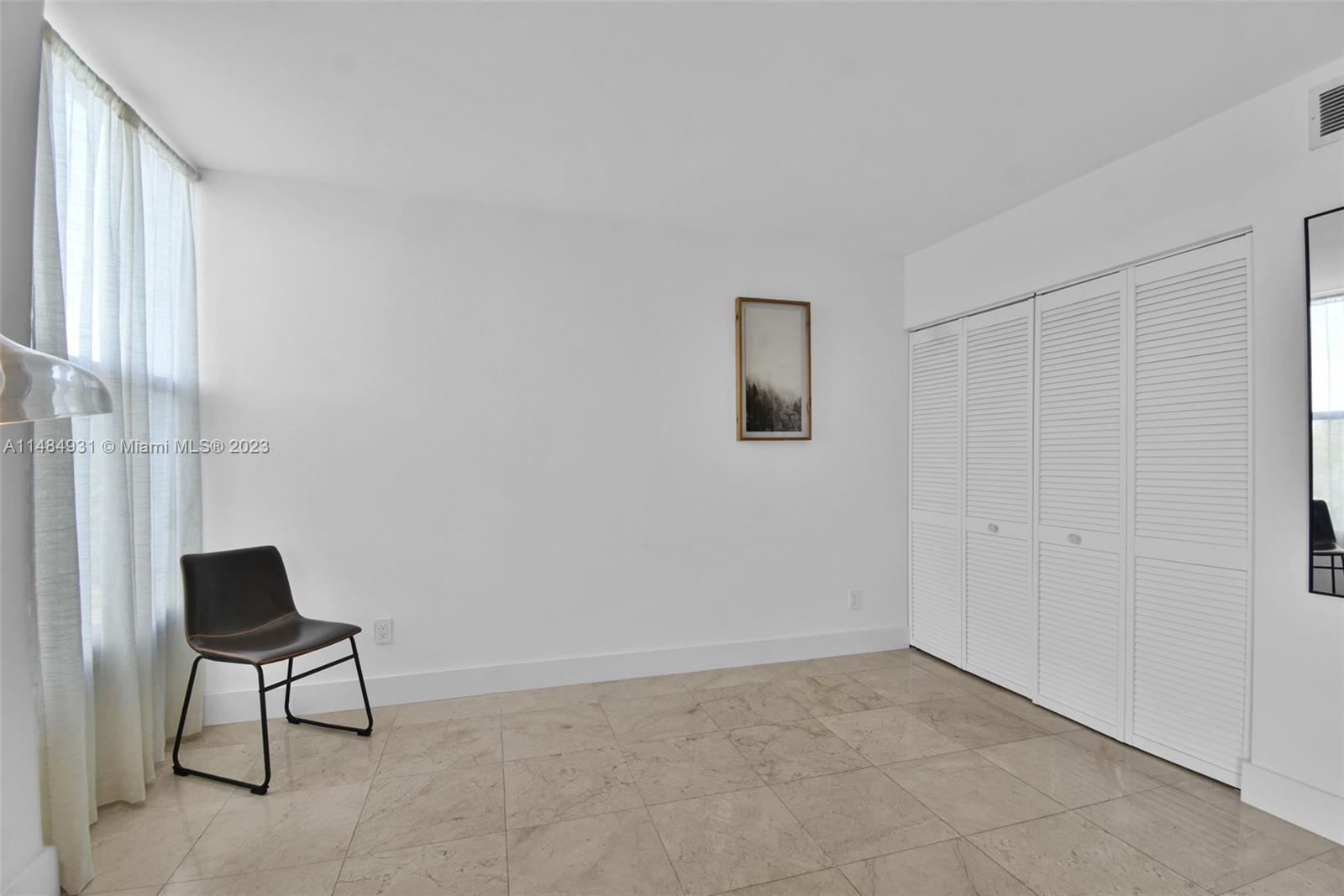 KEYSTONE TOWERS CONDO - Residential Lease