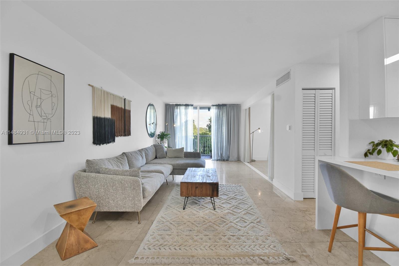 KEYSTONE TOWERS CONDO - Residential Lease