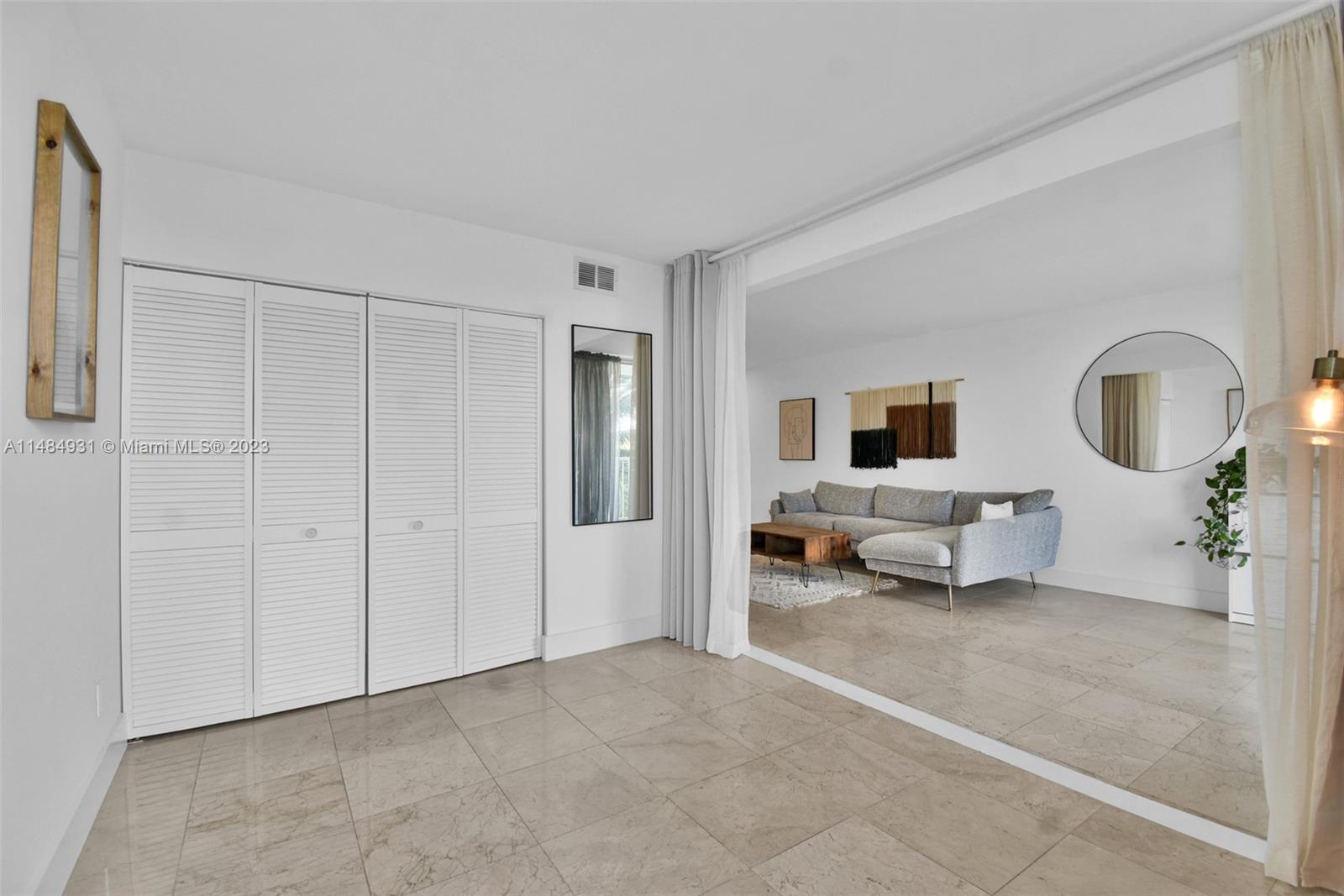 KEYSTONE TOWERS CONDO - Residential Lease