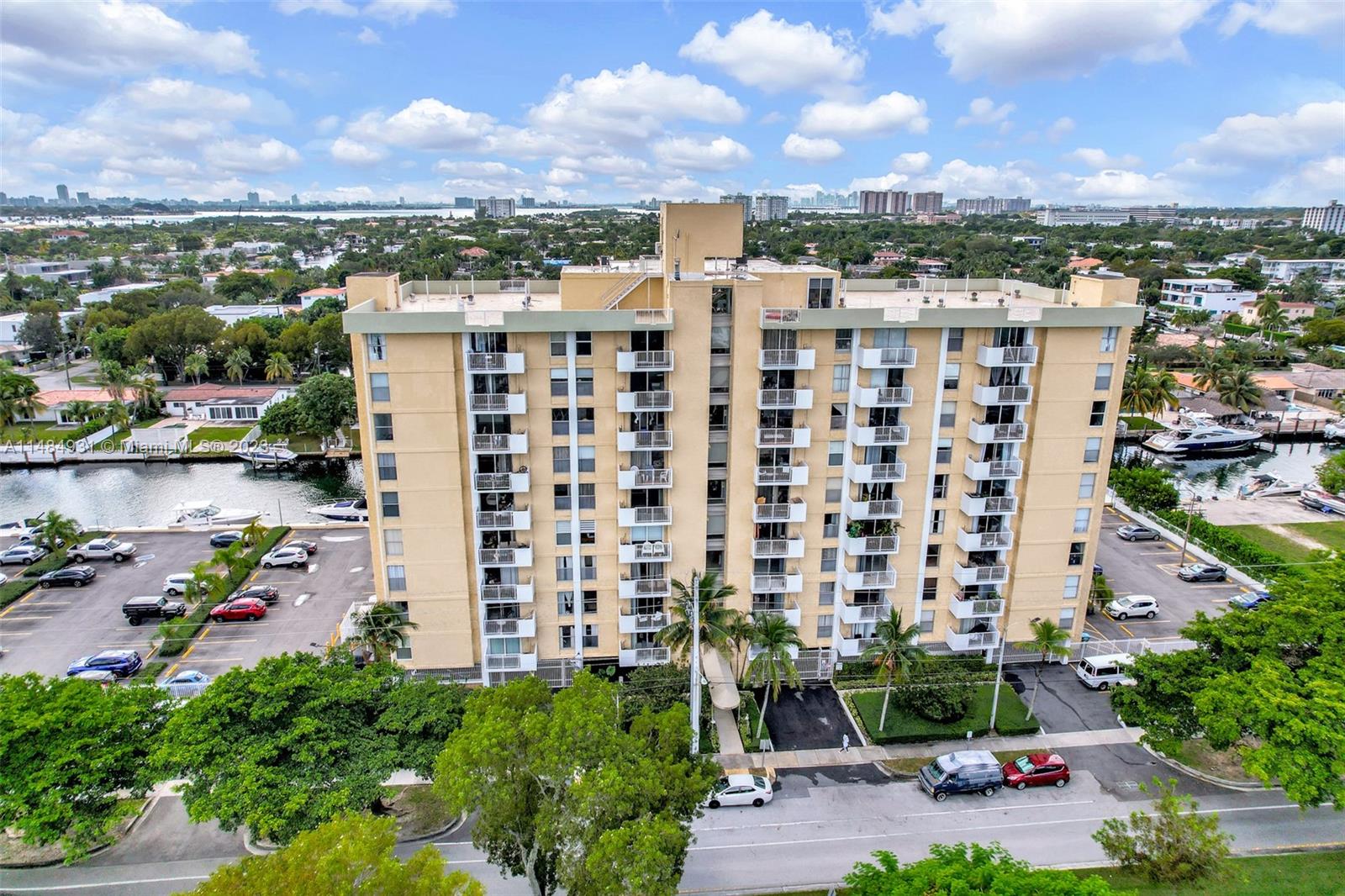 KEYSTONE TOWERS CONDO - Residential Lease