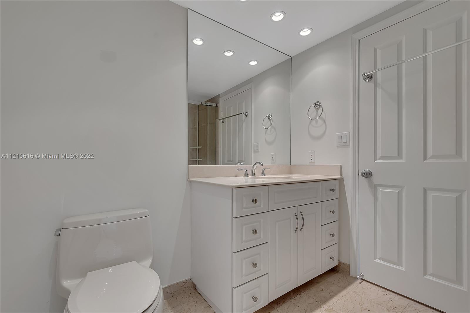 GROVE ISLE CONDO - Residential Lease