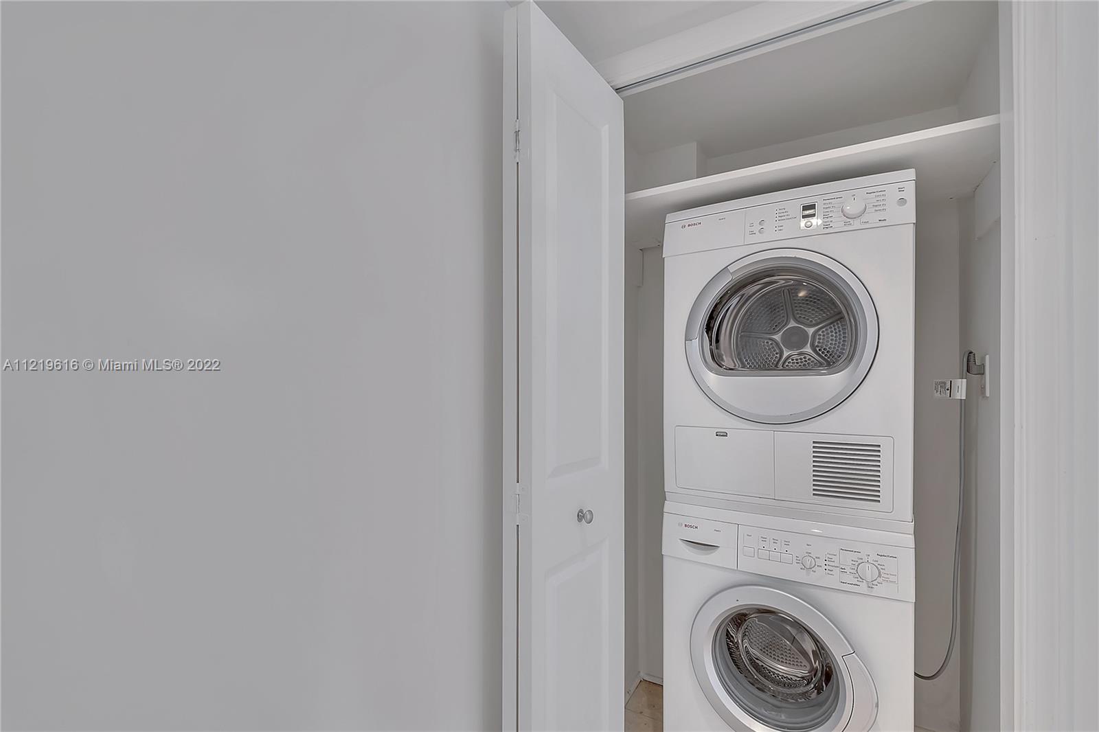 GROVE ISLE CONDO - Residential Lease
