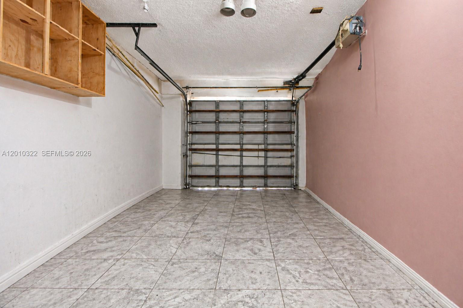 SAWGRASS ESTATES - Residential