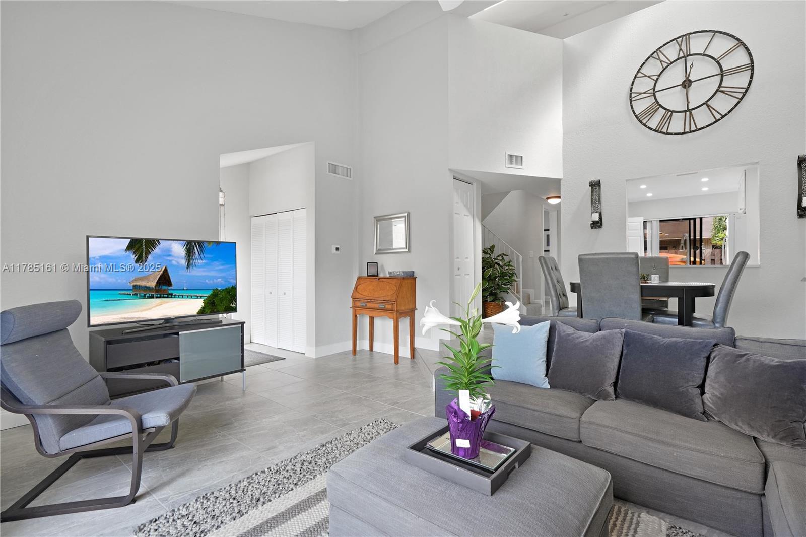 ARROWHEAD GOLF & TENNIS C - Residential
