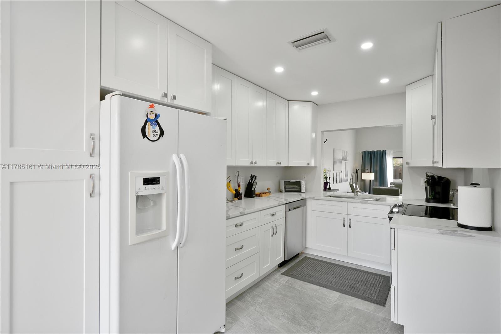 ARROWHEAD GOLF & TENNIS C - Residential