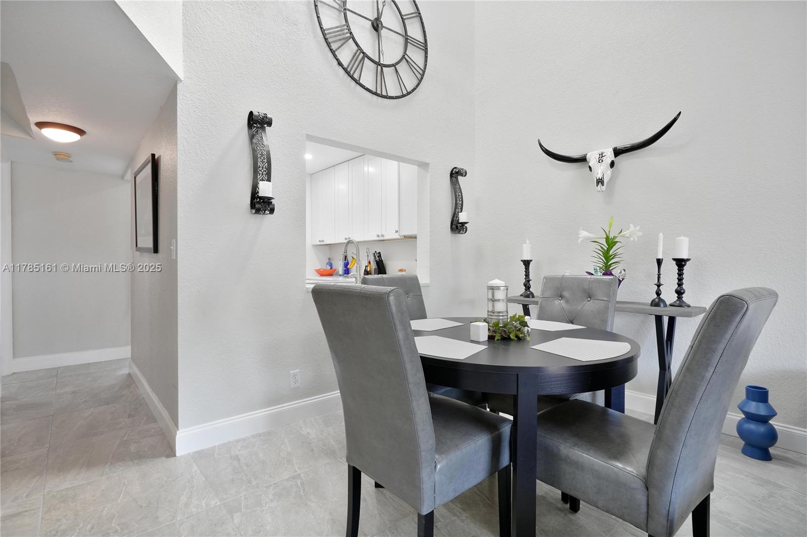 ARROWHEAD GOLF & TENNIS C - Residential