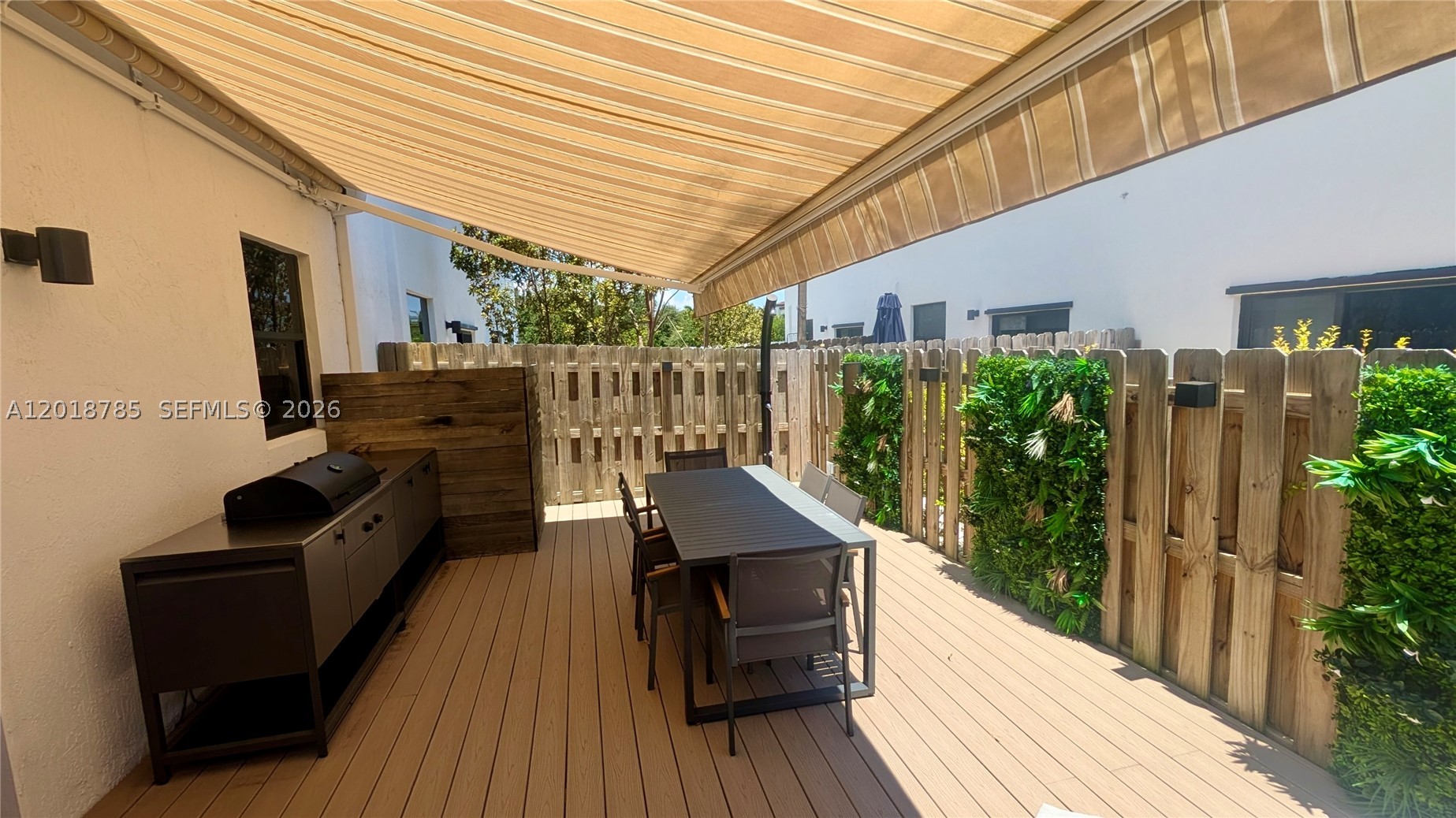 VIA VENTURA NEIGHBORHOOD - Residential
