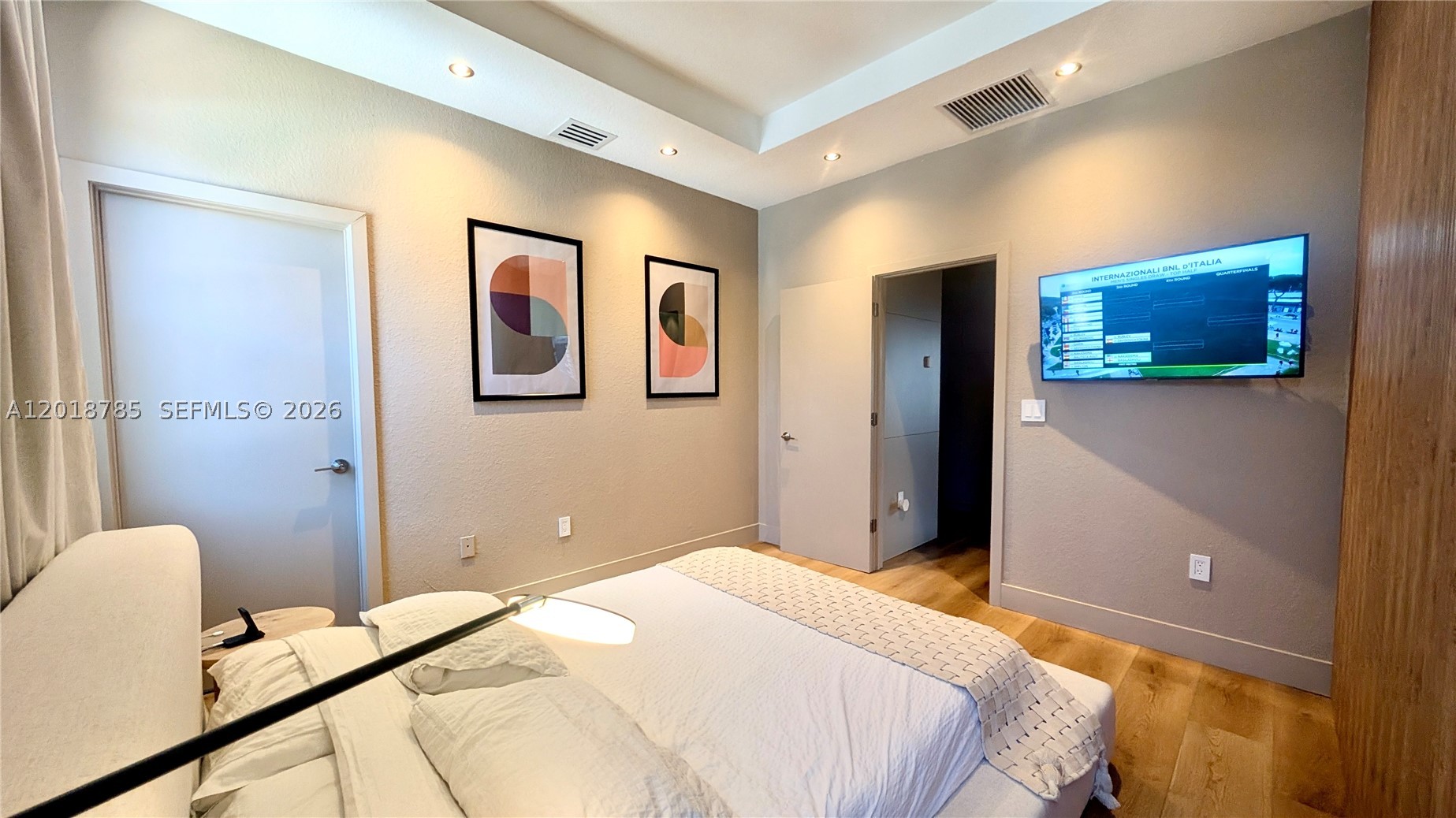 VIA VENTURA NEIGHBORHOOD - Residential