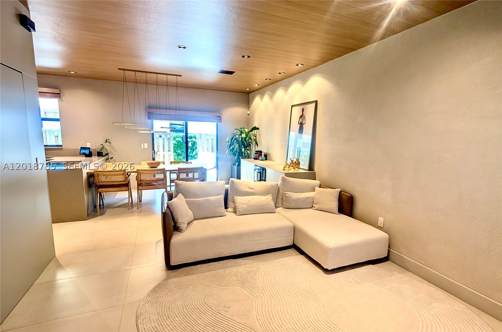 VIA VENTURA NEIGHBORHOOD - Residential