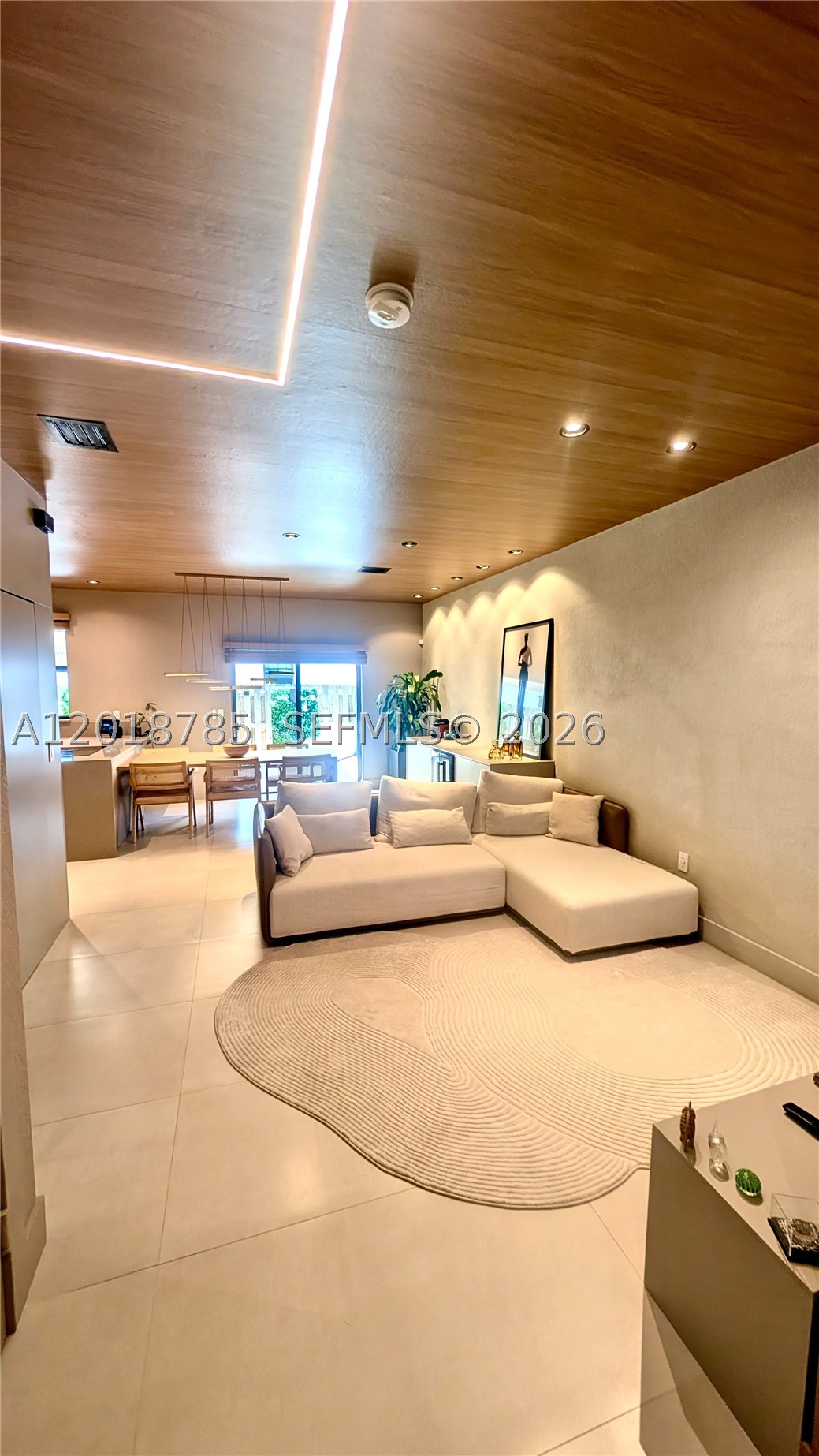 VIA VENTURA NEIGHBORHOOD - Residential