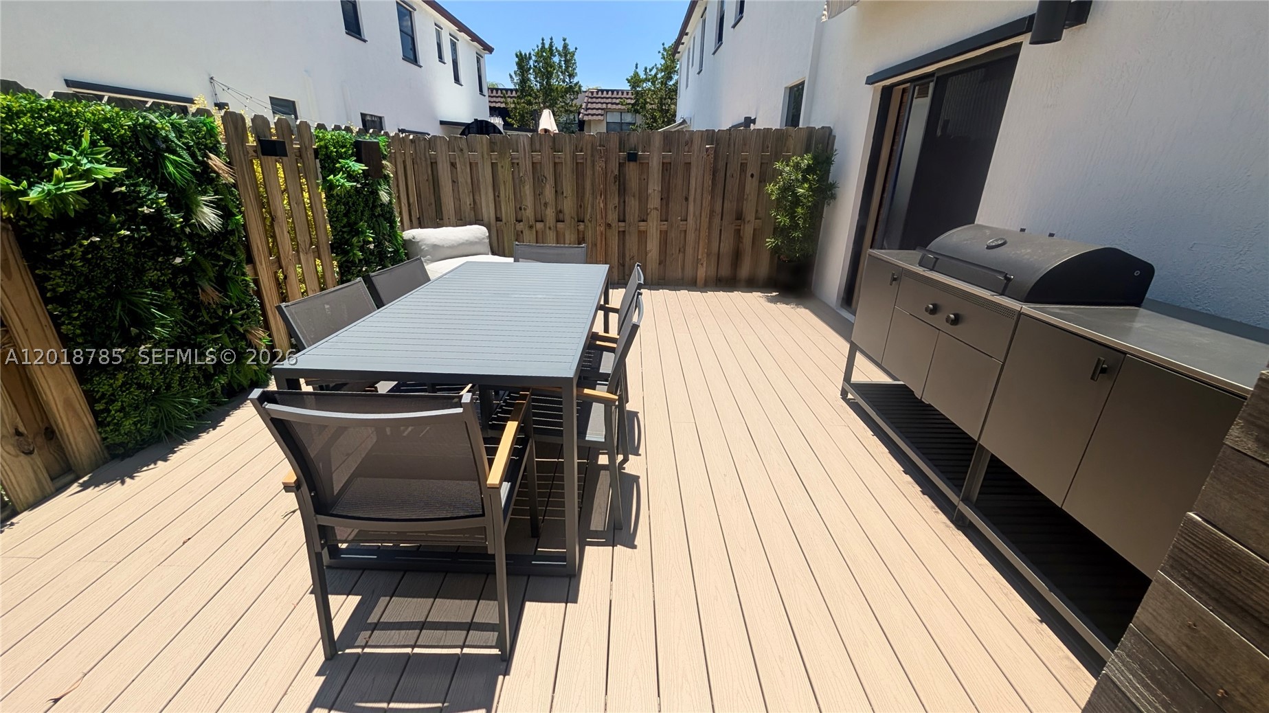 VIA VENTURA NEIGHBORHOOD - Residential