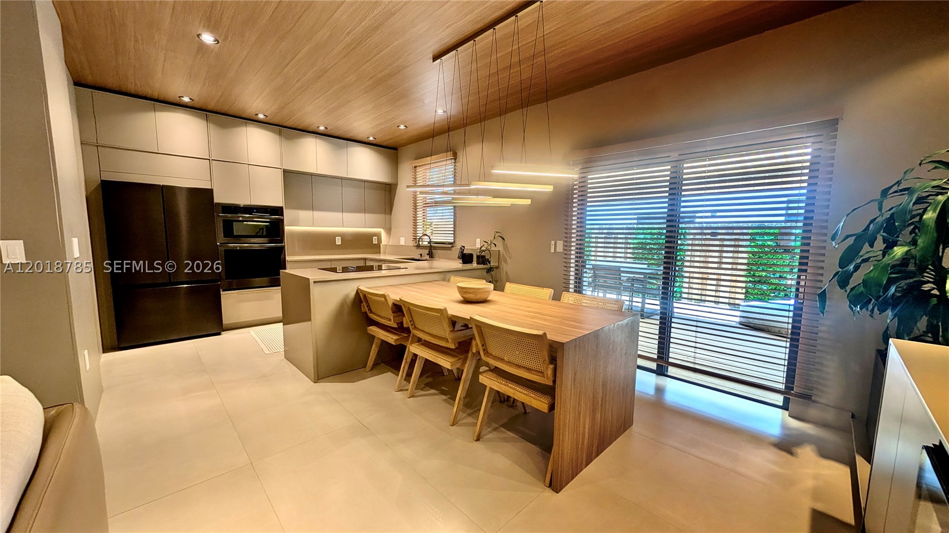 VIA VENTURA NEIGHBORHOOD - Residential