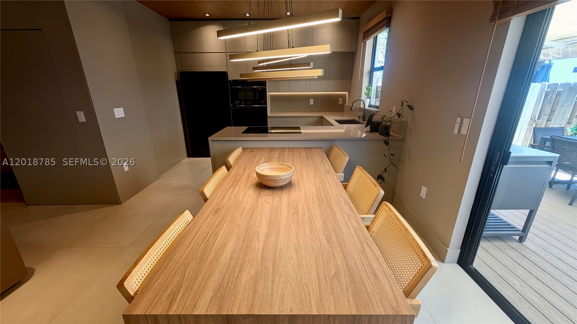 VIA VENTURA NEIGHBORHOOD - Residential