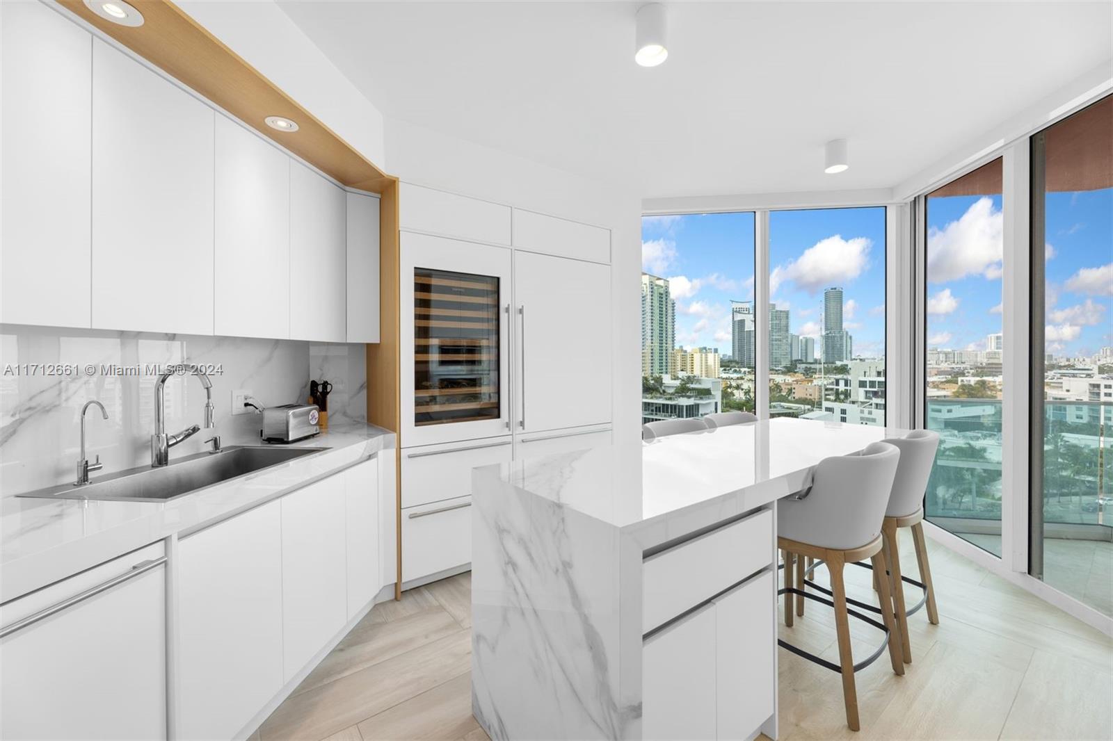 PORTOFINO TOWER CONDO - Residential Lease