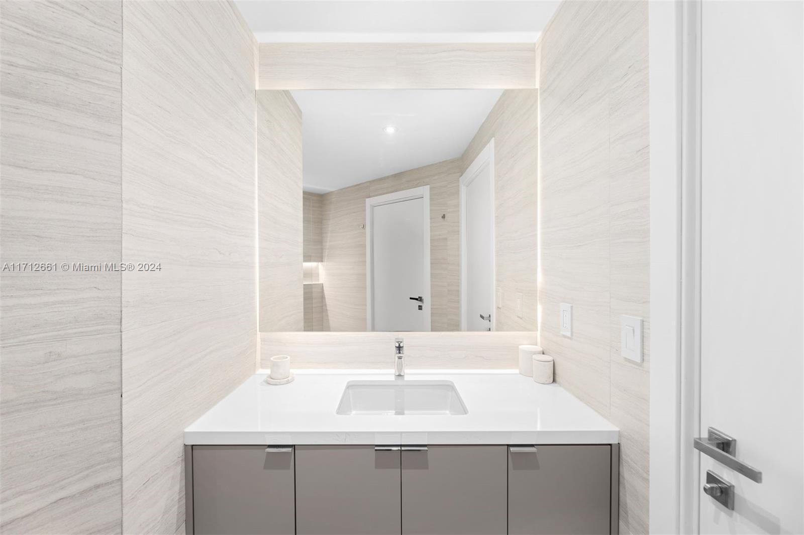 PORTOFINO TOWER CONDO - Residential Lease