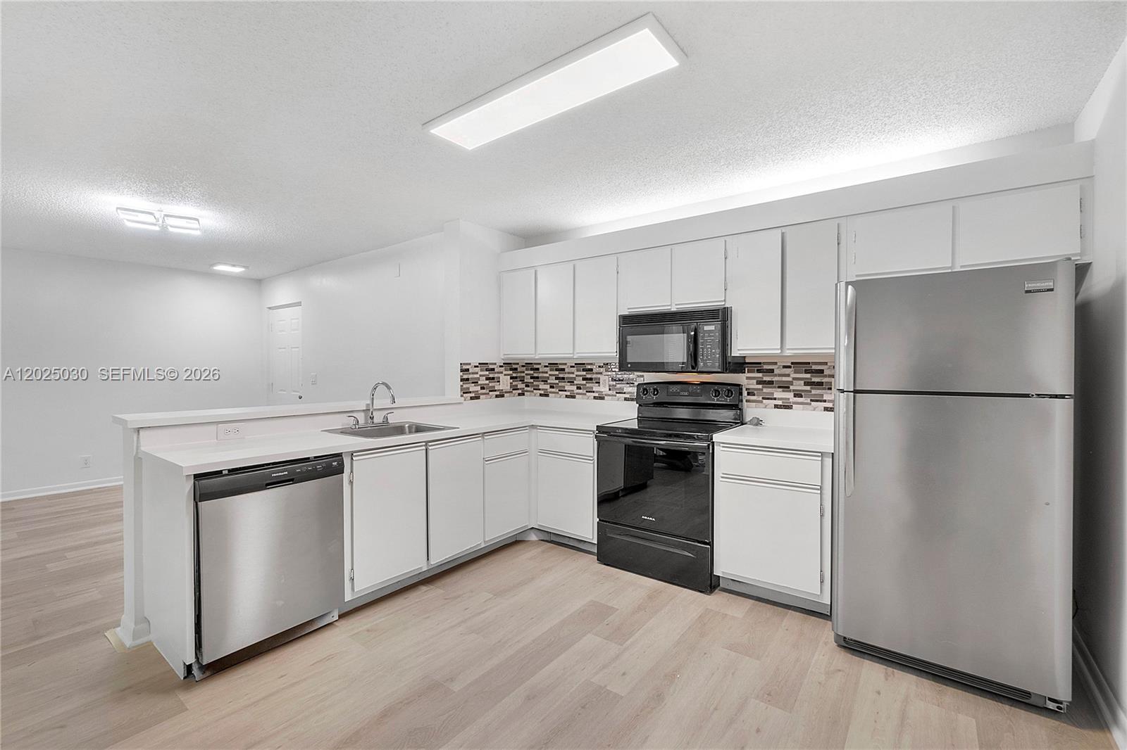 Beautiful 1-bedroom, 1-bath condo located in the desirable Grand Oasis community in Coral Springs. This well-maintained unit offers a functional layout with abundant natural light, spacious living areas, and great investment or primary residence potential. Conveniently located near shopping, dining, parks, major highways, and top-rated schools. Community amenities available for residents to enjoy. Excellent opportunity in a highly sought-after area.