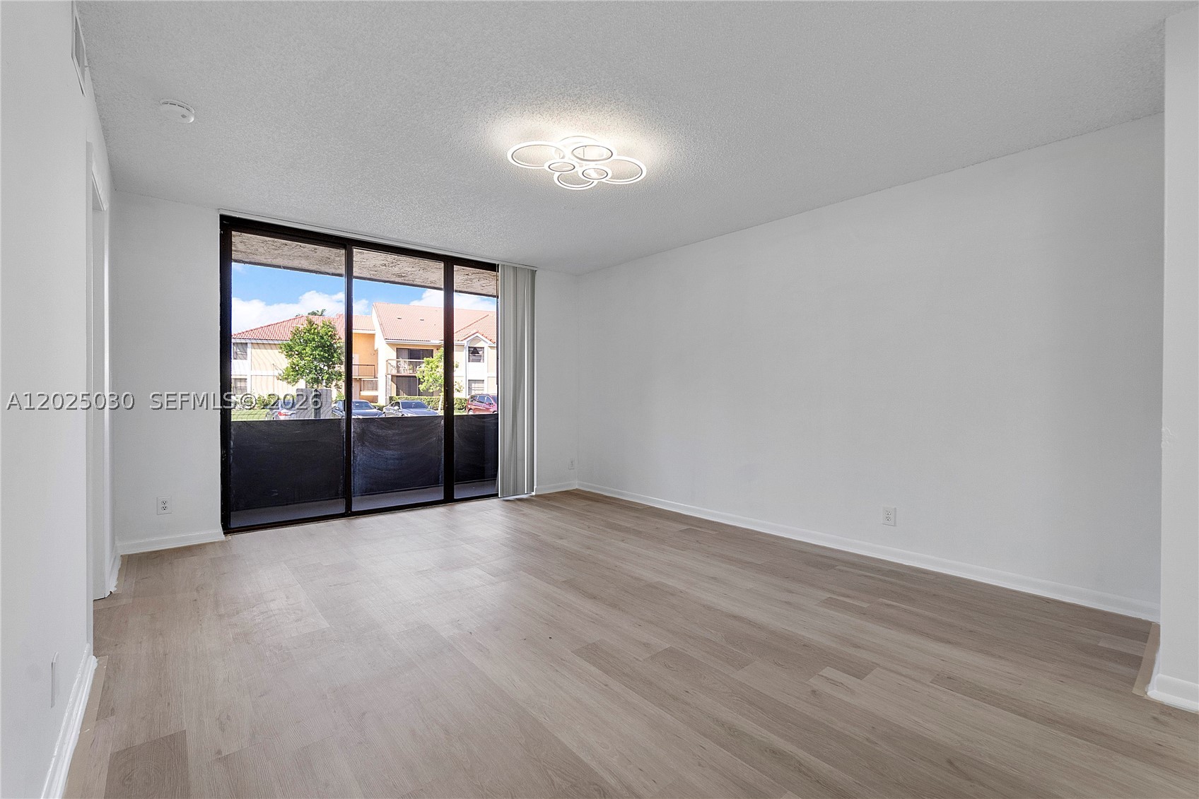 GRAND OASIS CONDO - Residential