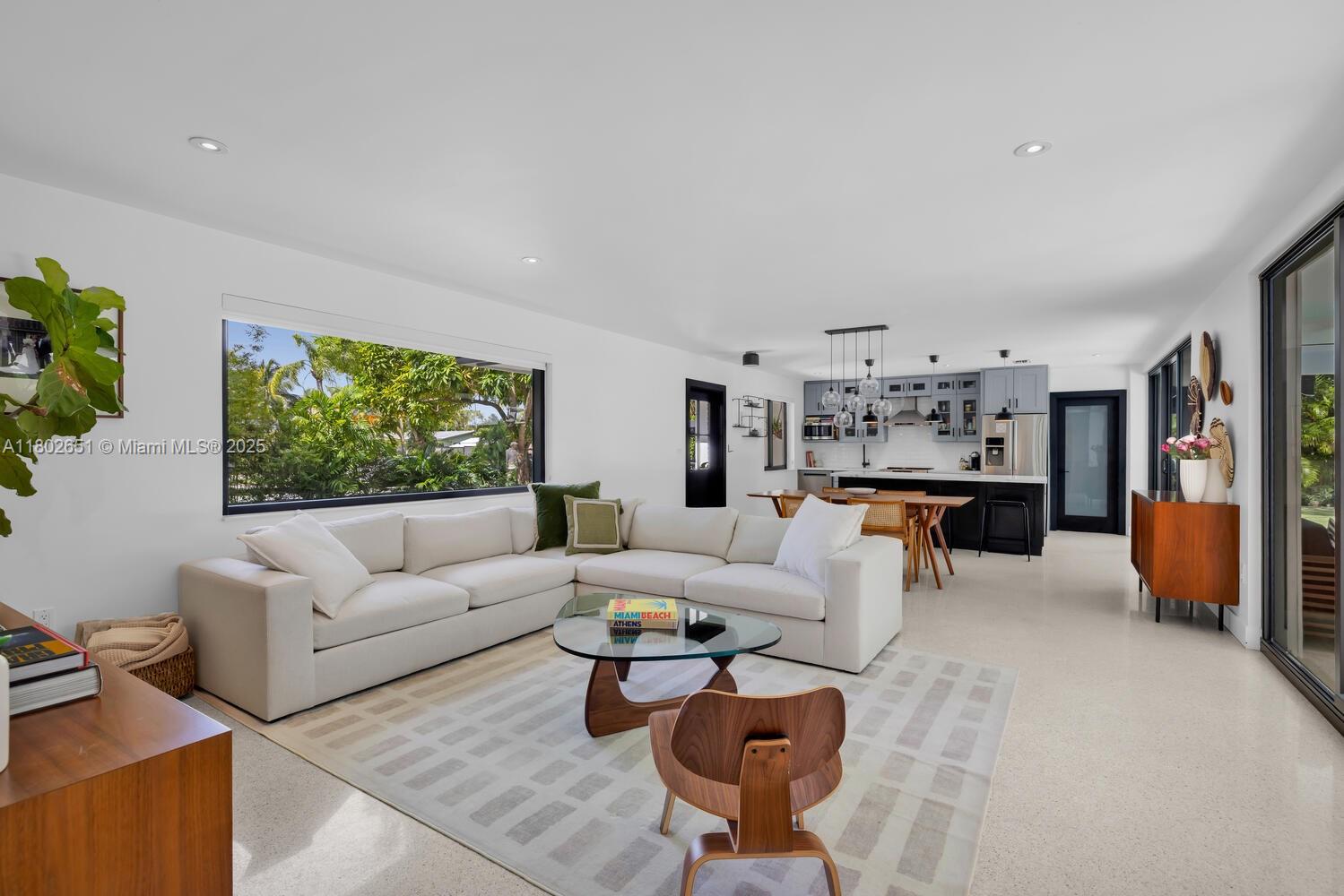 NEW WOODS - Residential