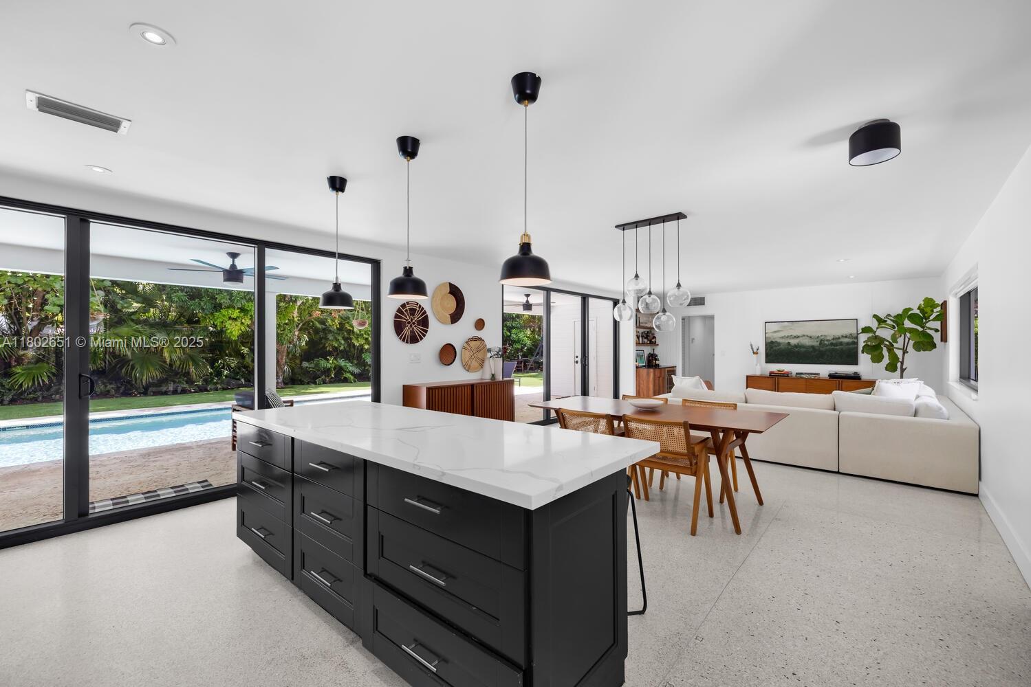 NEW WOODS - Residential