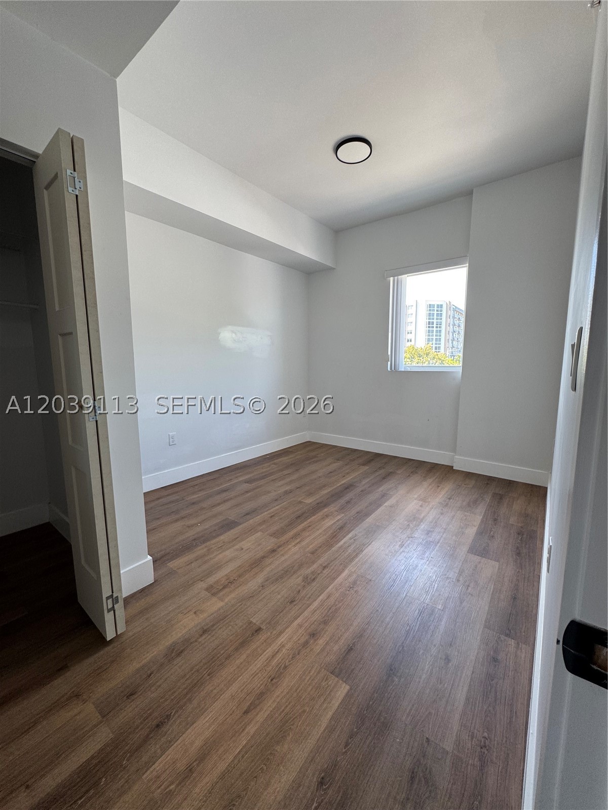 LAWRENCE ESTATE LAND CO - Residential Lease