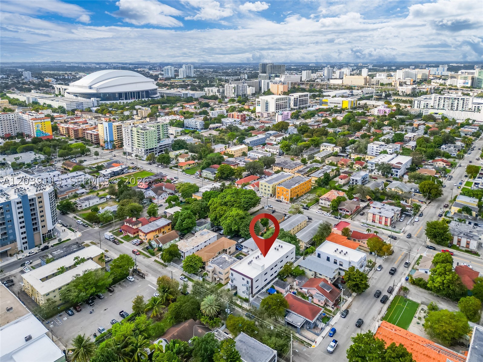 LAWRENCE ESTATE LAND CO - Residential Lease