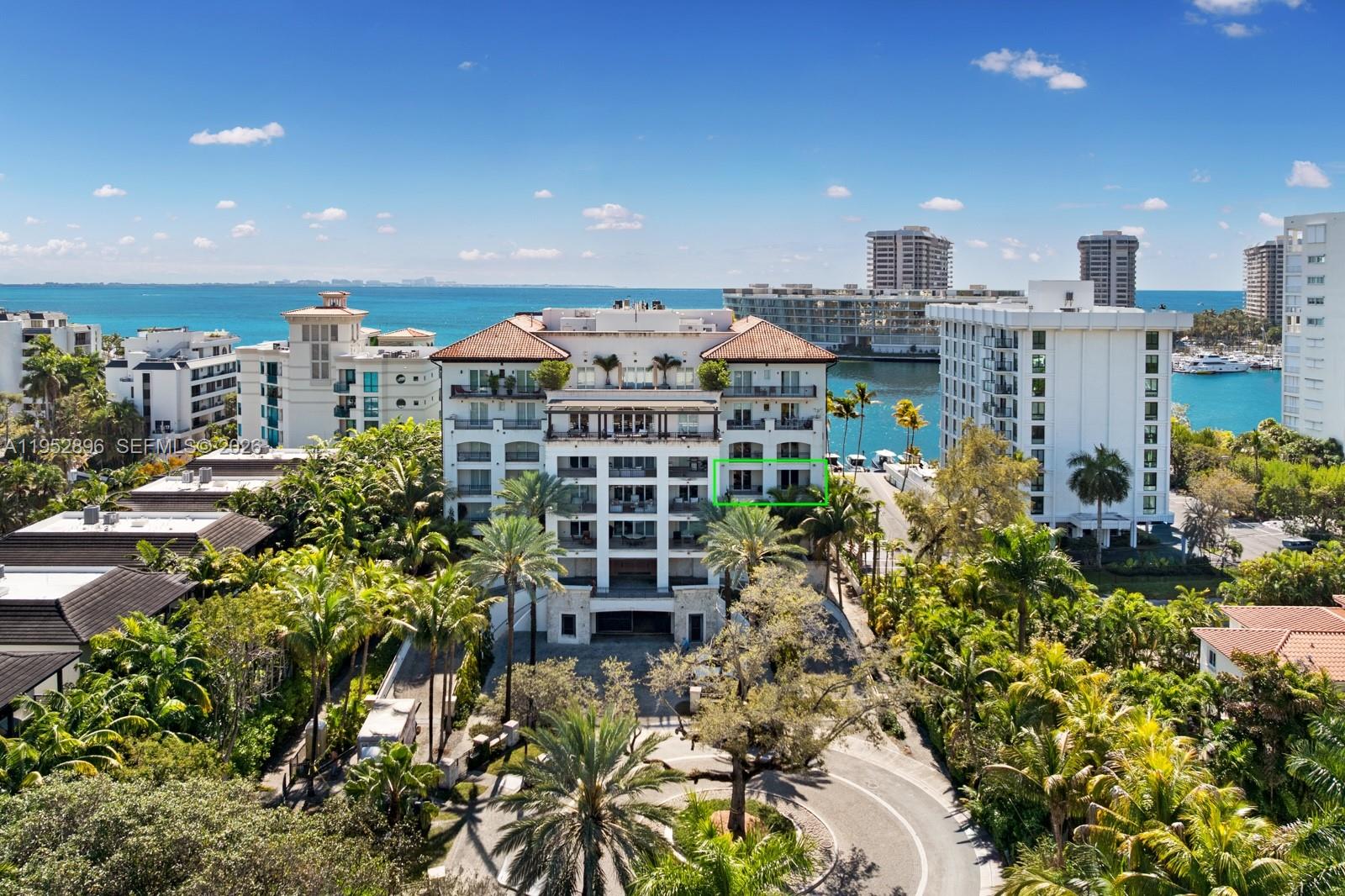 RESIDENCES AT VIZCAYA CON - Residential