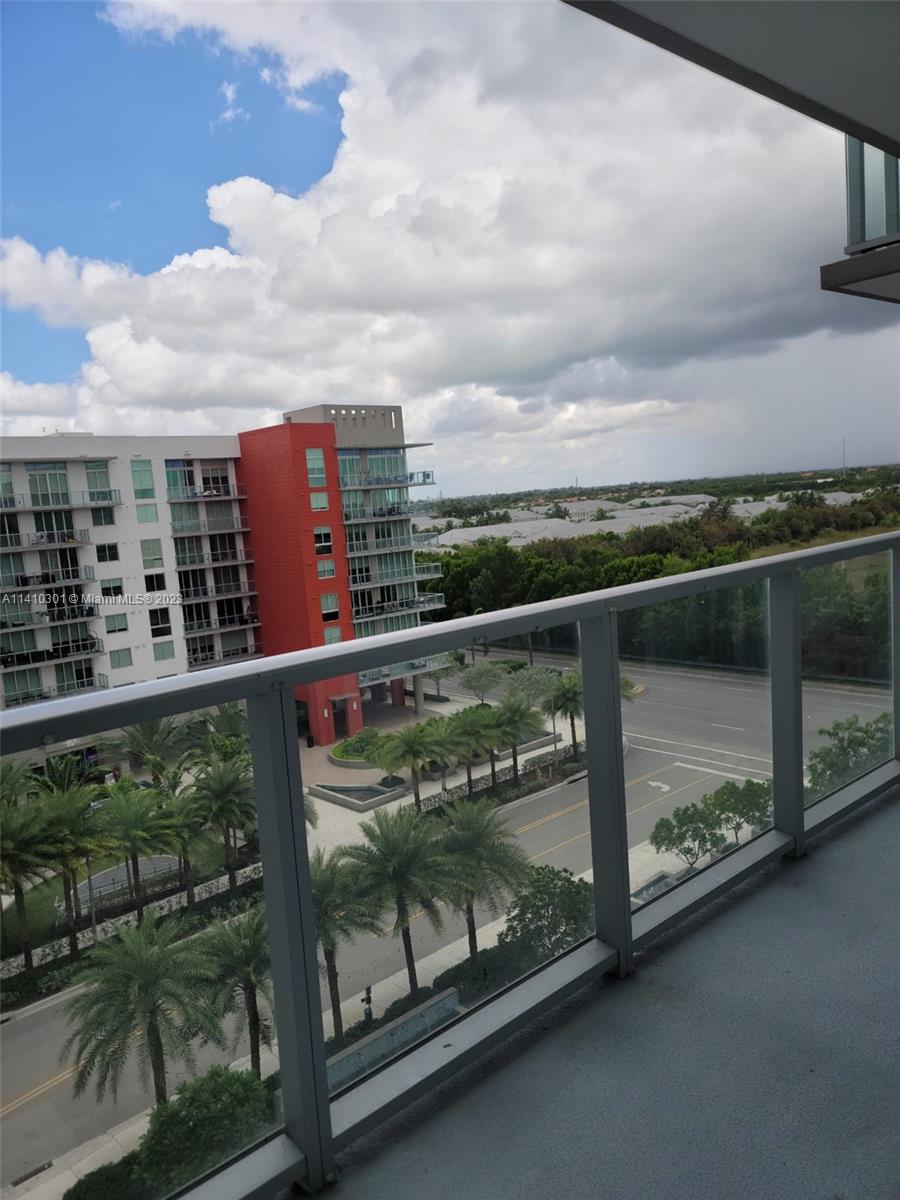 GRAND BAY COMMONS SOUTH - Residential