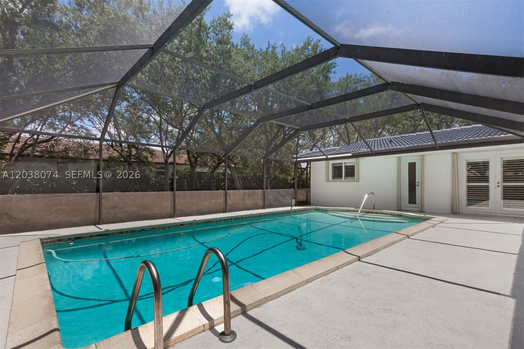 SUNILAND ESTATES - Residential Lease